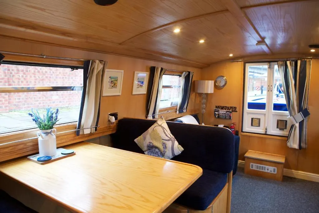 Houseboat Hotels Σέφιλντ 3*,